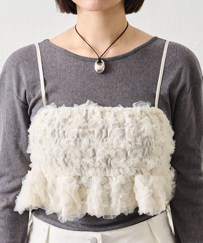 背部設計薄紗吊帶上衣