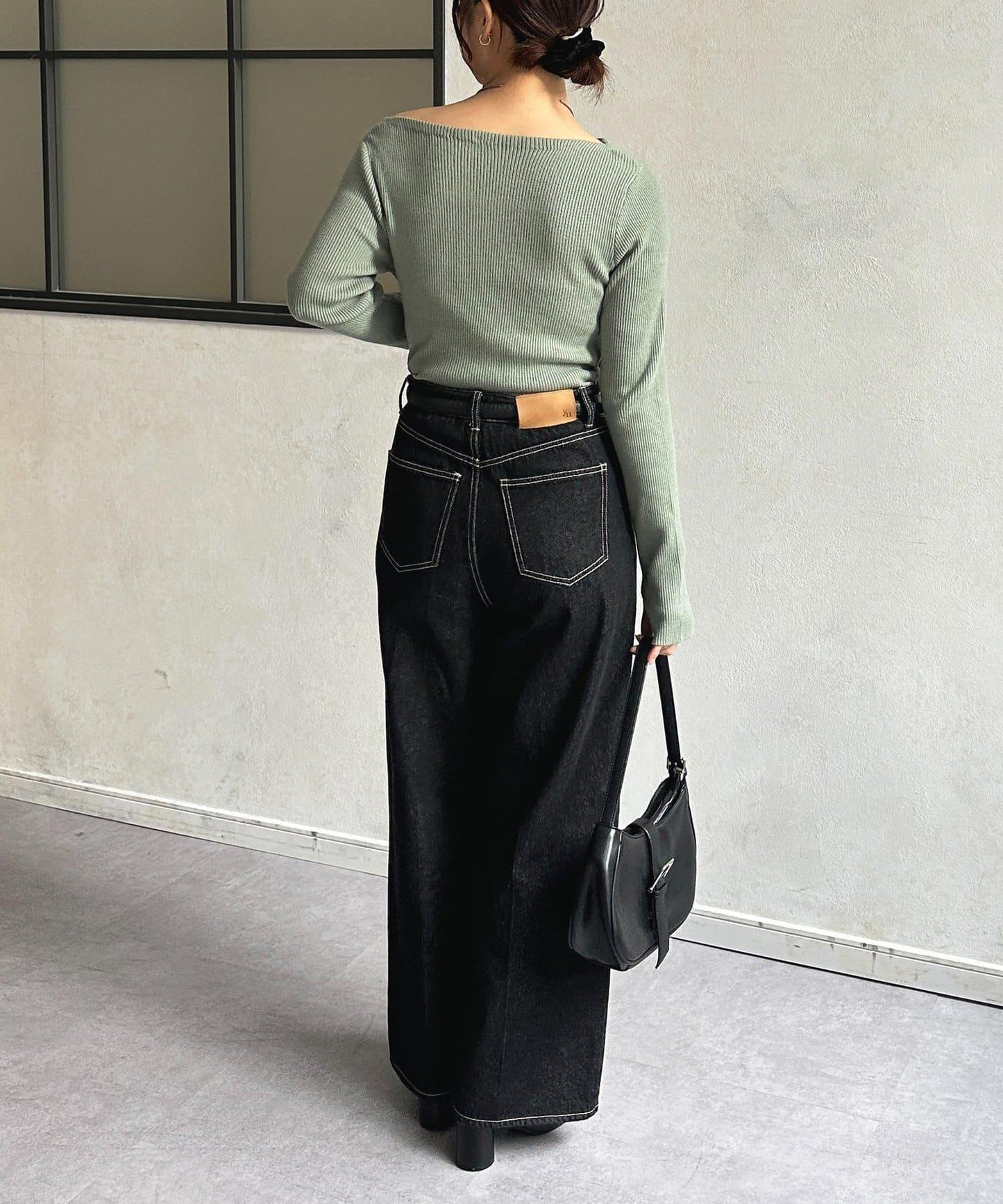 垂領羅紋針織套頭衫