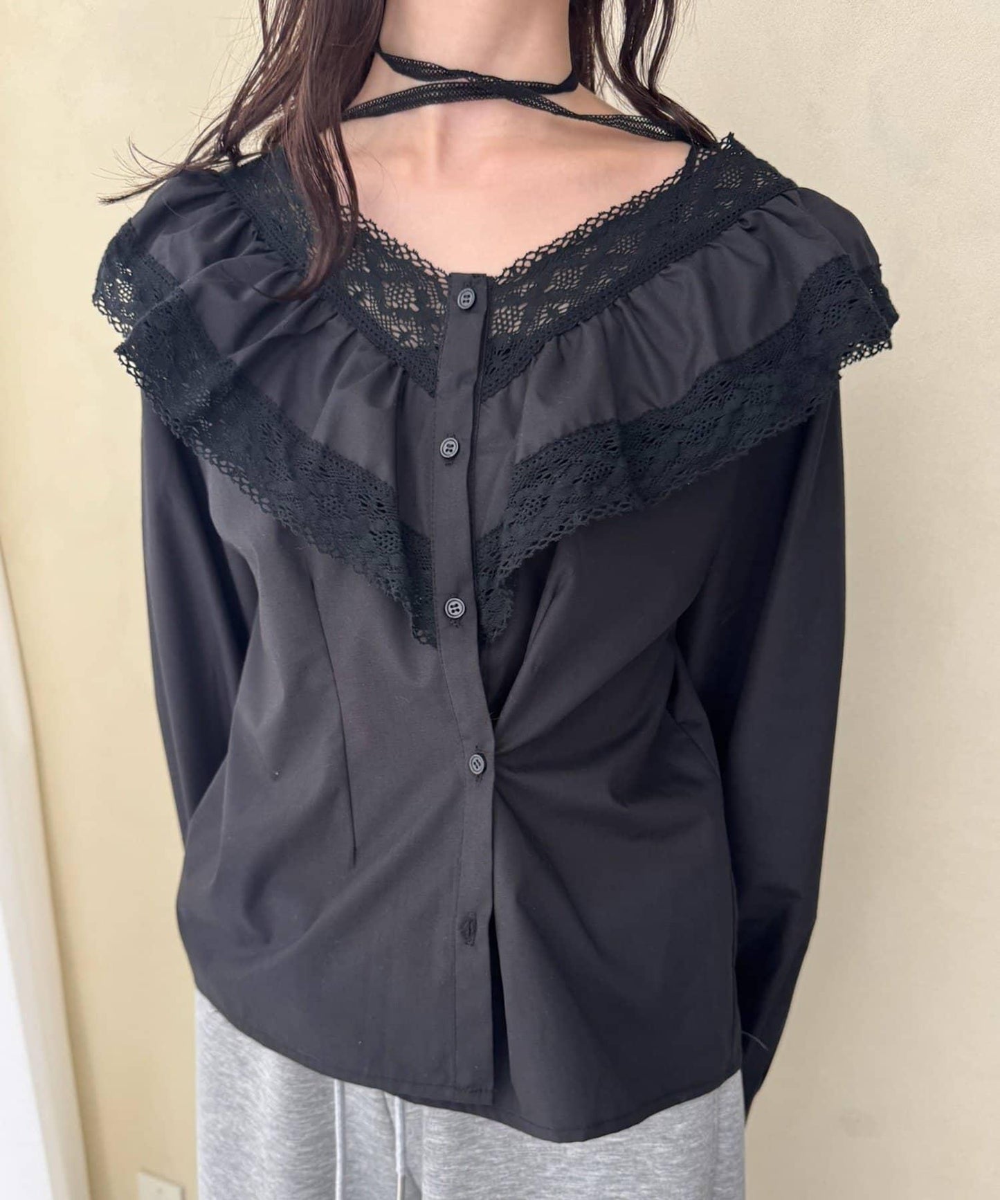 【@lily.s_y企畫】V型荷葉邊襯衫