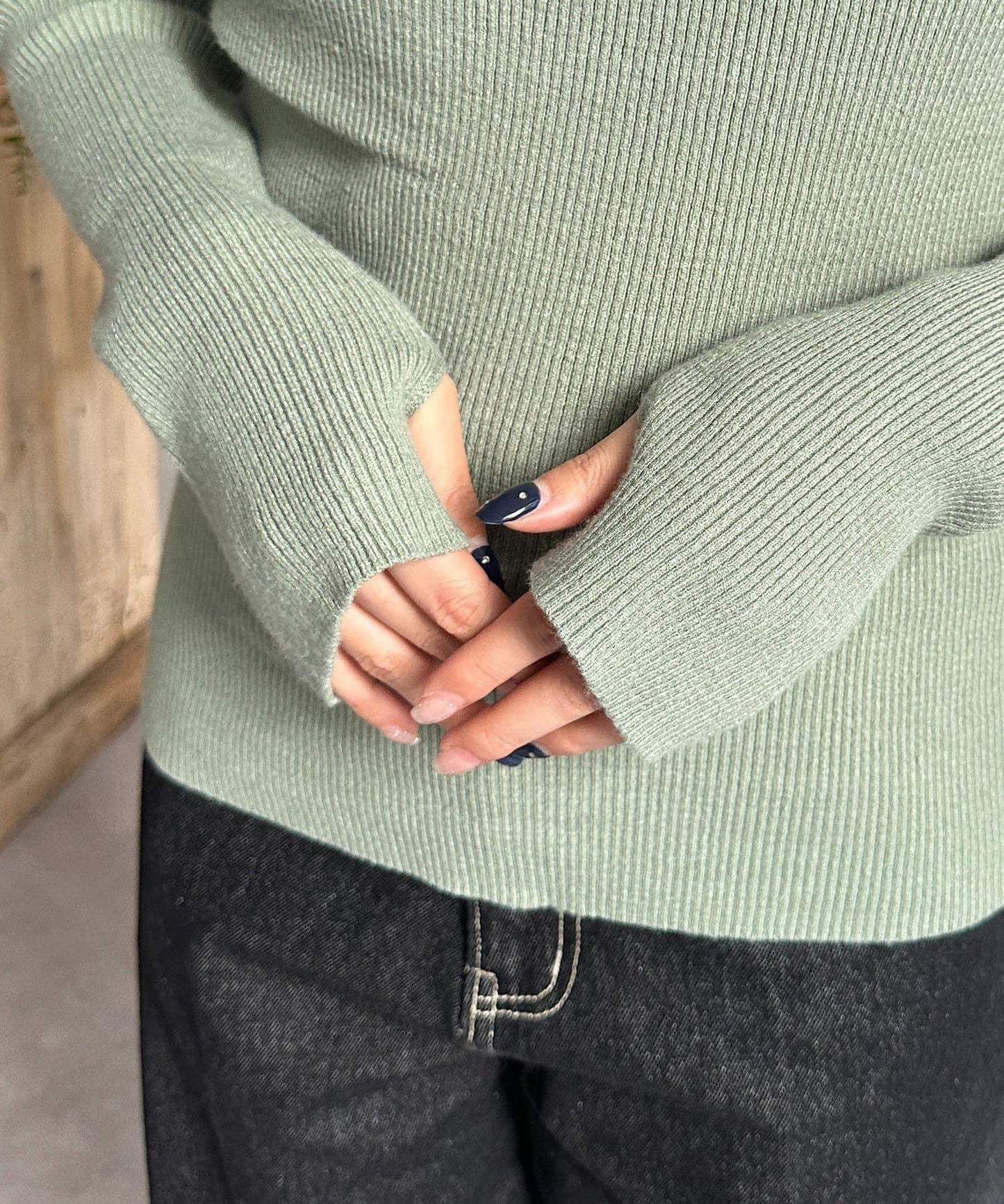 垂領羅紋針織套頭衫