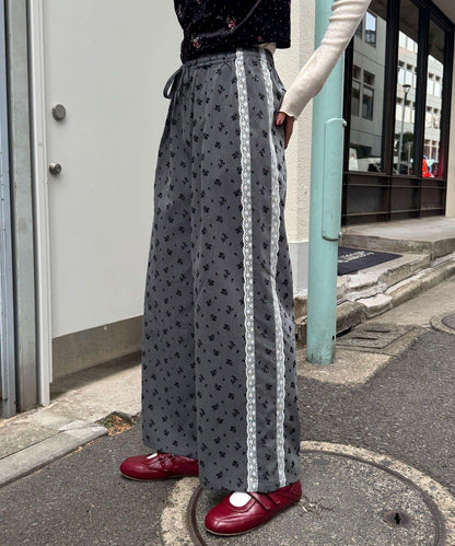 【neutral by ciaopanic】花卉圖案休閒褲