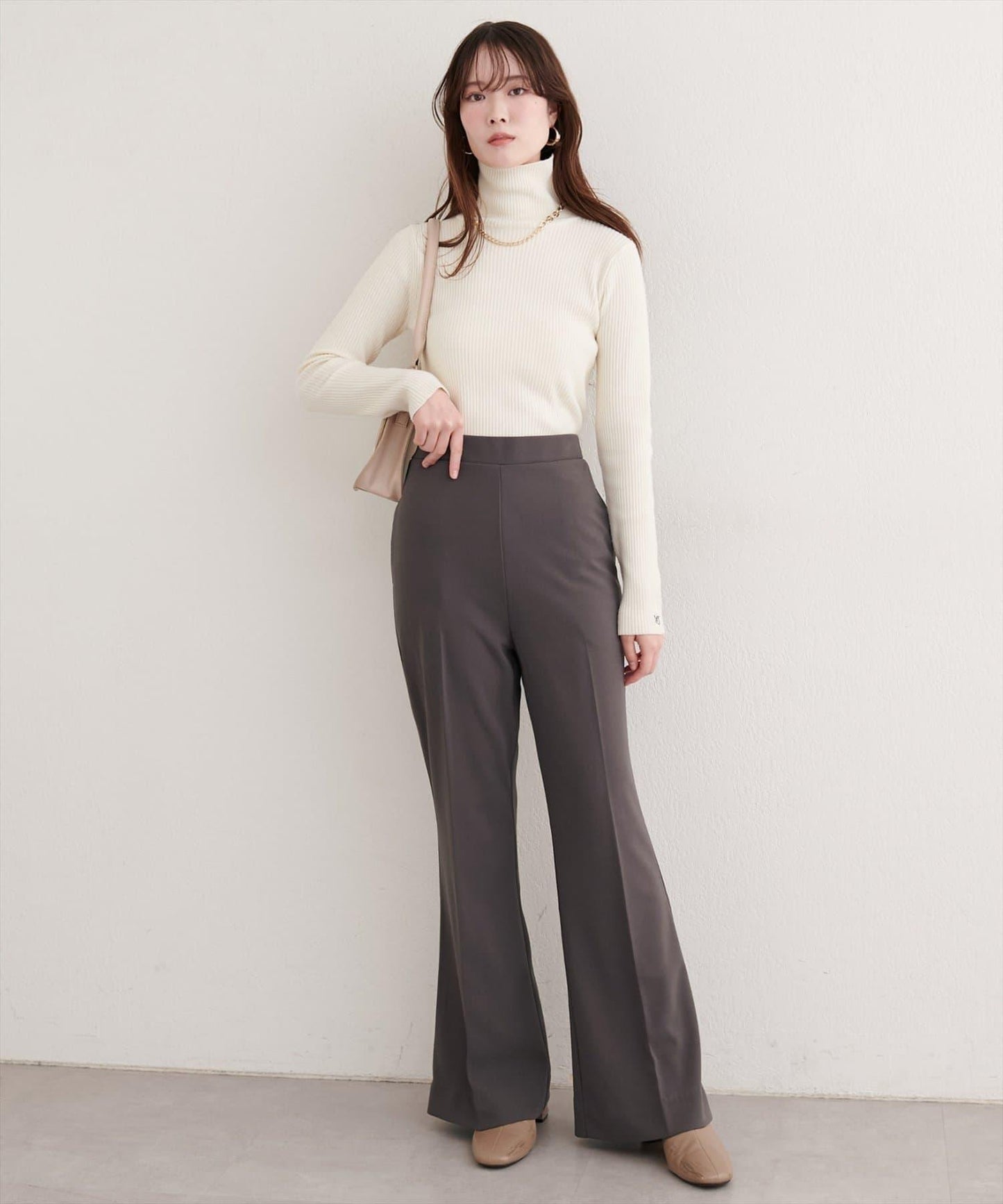 剪裁喬其紗彈力喇叭褲