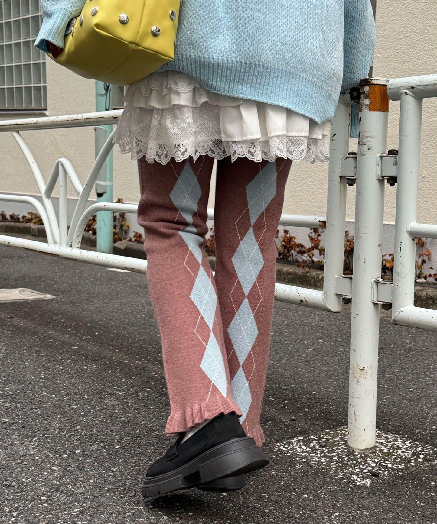 菱格針織荷葉邊褲