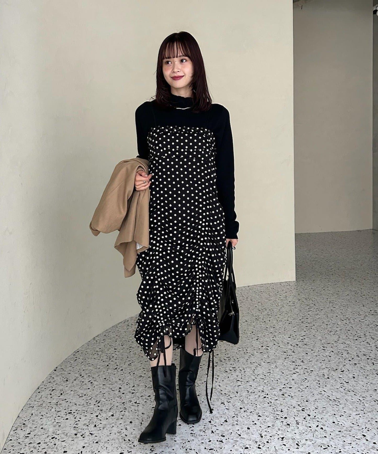 抽繩花卉吊帶連衣裙