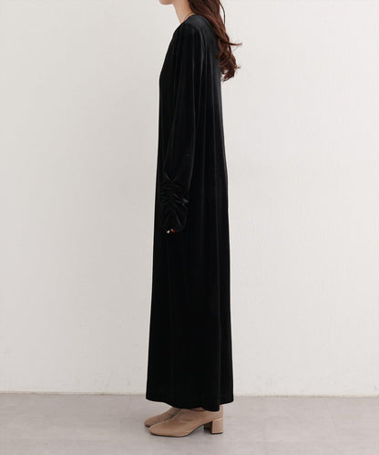 袖口褶皺天鵝絨連衣裙