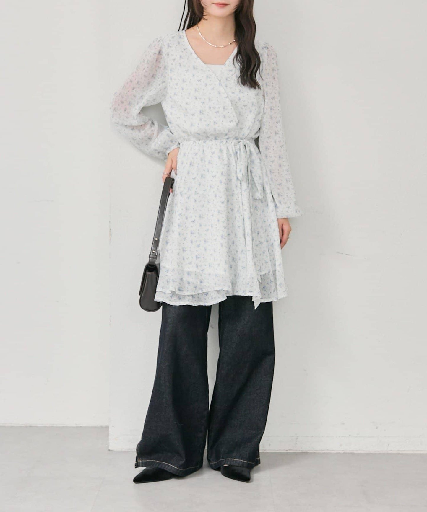 裹身花卉迷你連衣裙