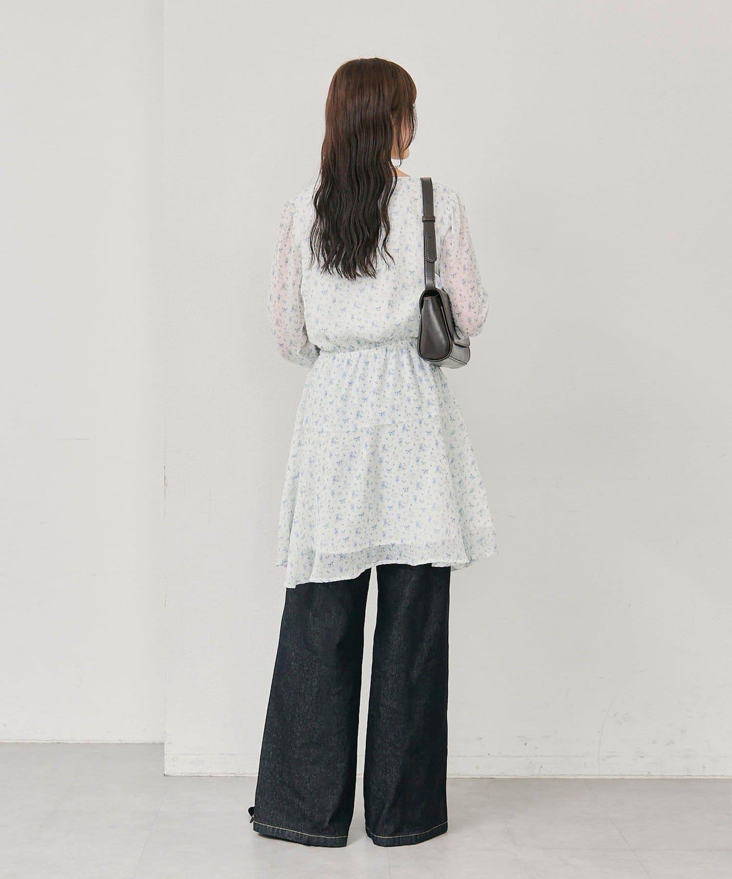 裹身花卉迷你連衣裙