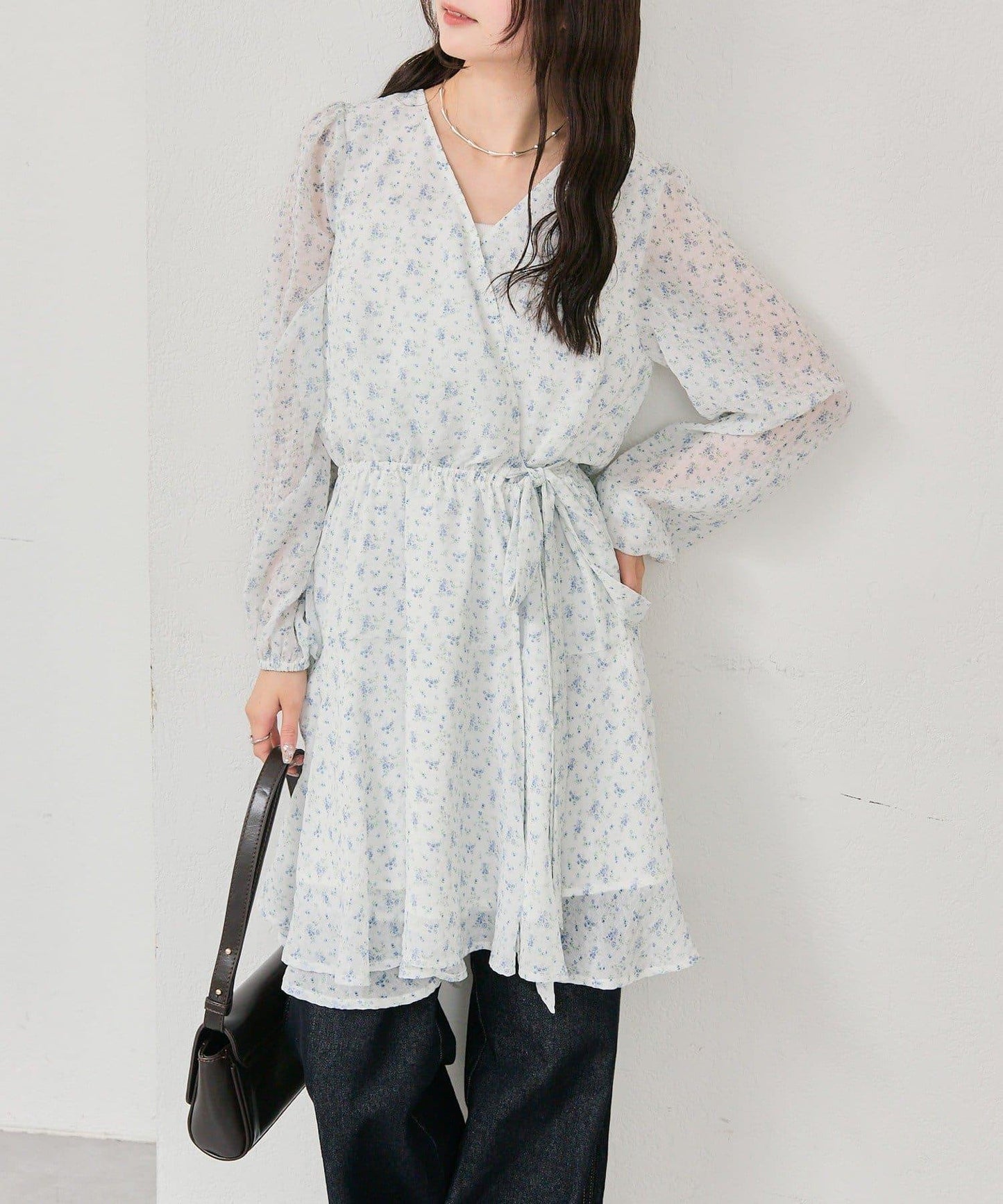 裹身花卉迷你連衣裙