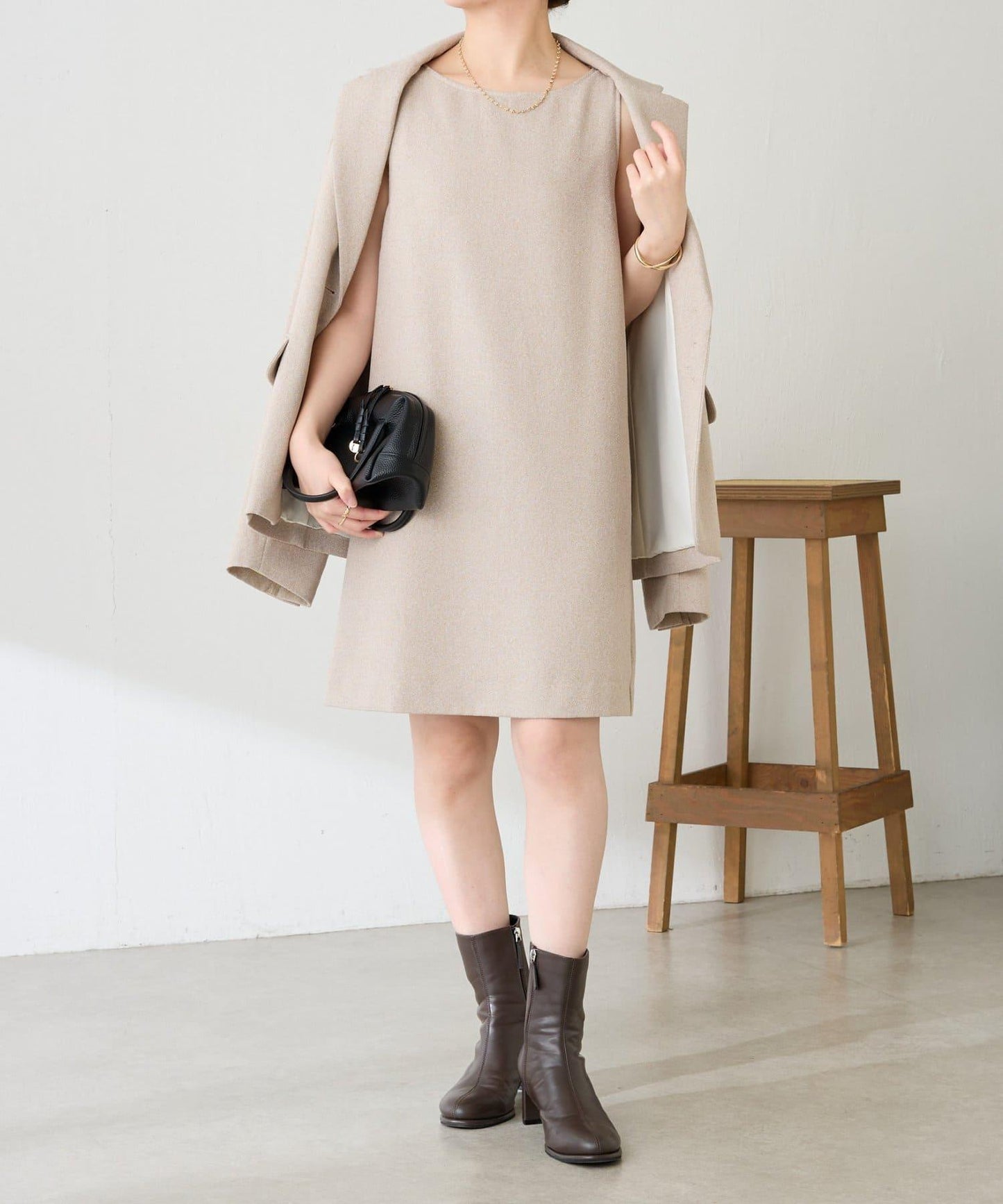 褶皺迷你連衣裙/套裝