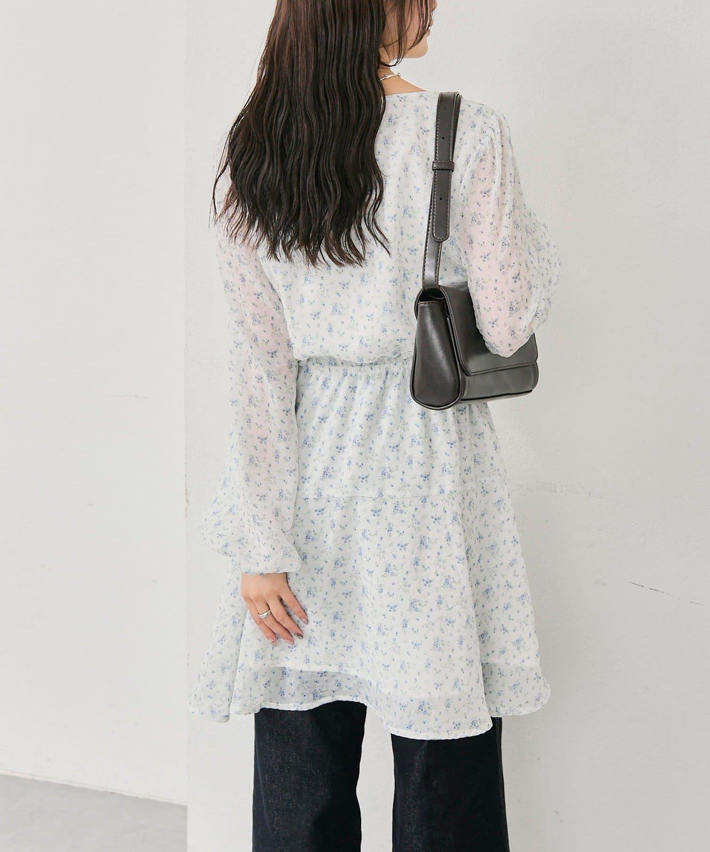 裹身花卉迷你連衣裙