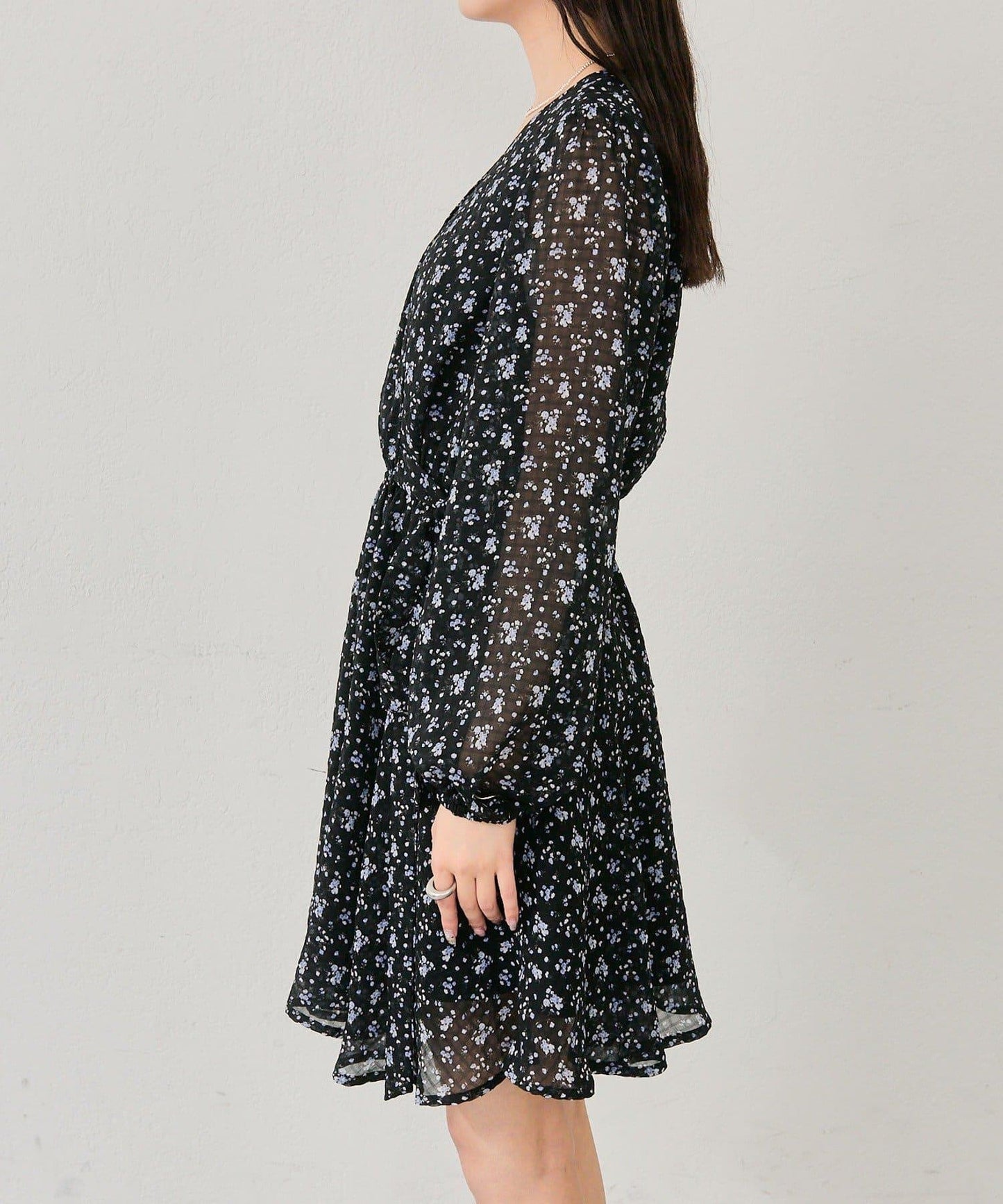 裹身花卉迷你連衣裙