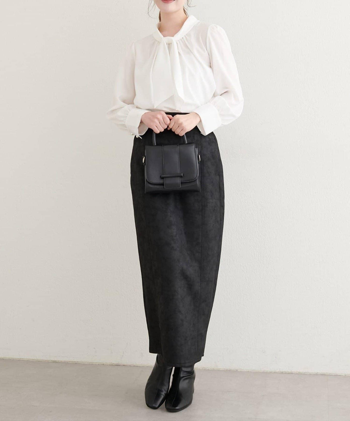 【natural couture】仿皮質針織絨面修身半身裙