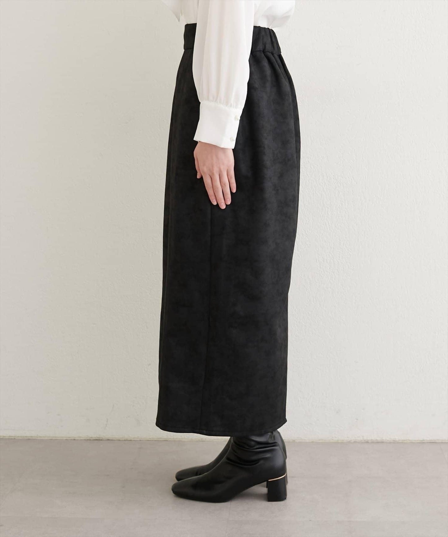 【natural couture】仿皮質針織絨面修身半身裙