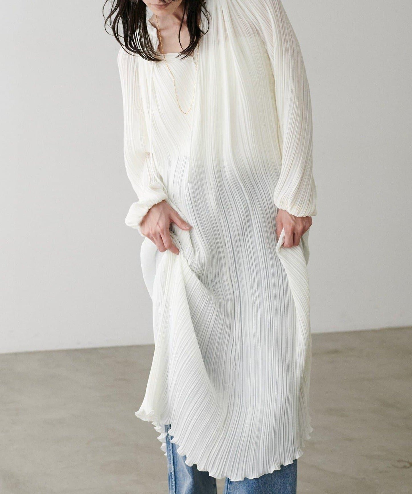 【LARUTA】百褶直筒連衣裙