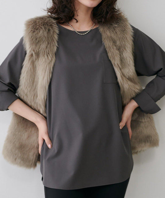 【LARUTA】寬幅PU混紡帶袖口套頭衫