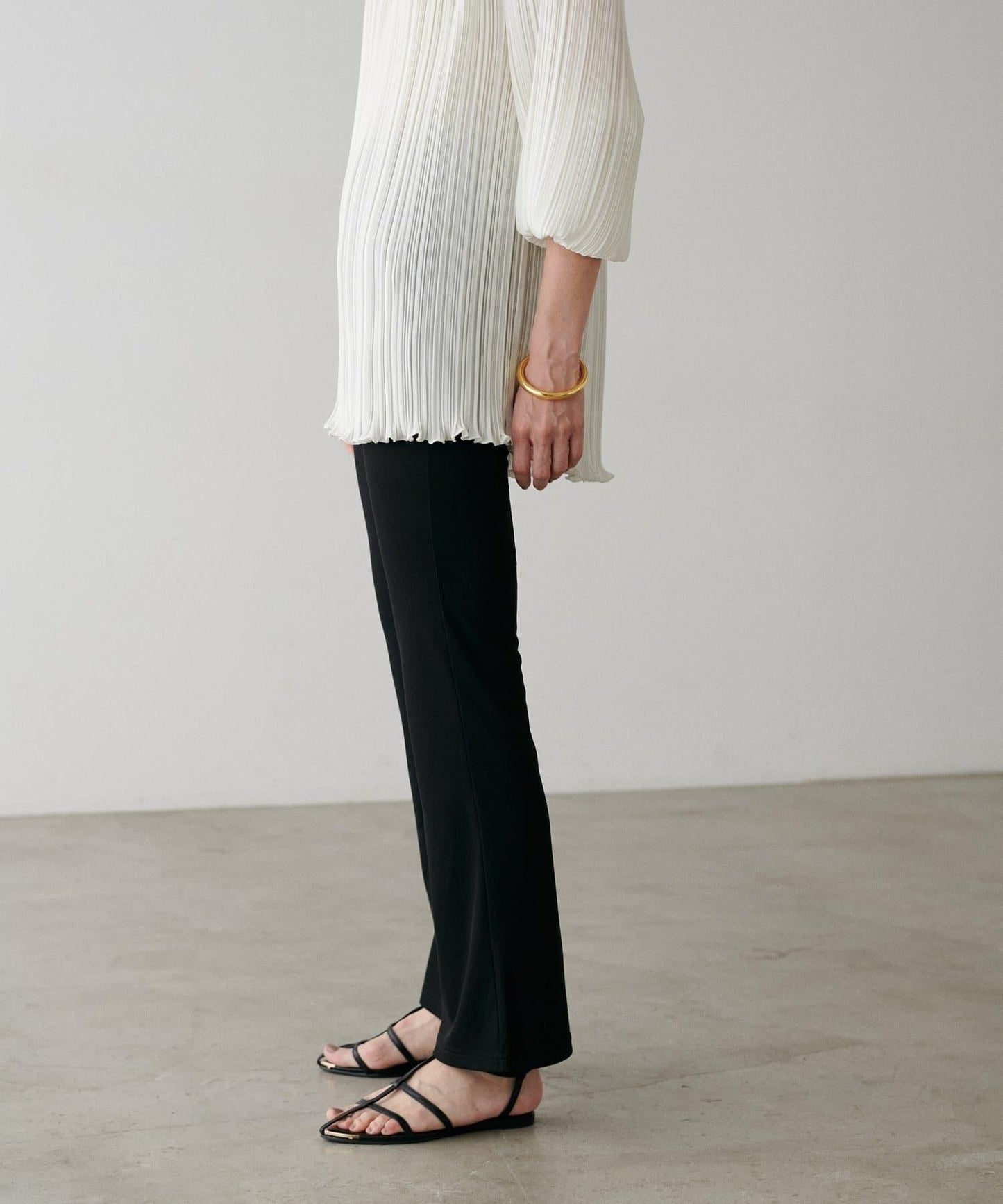 【LARUTA】美麗剪裁羅紋長褲