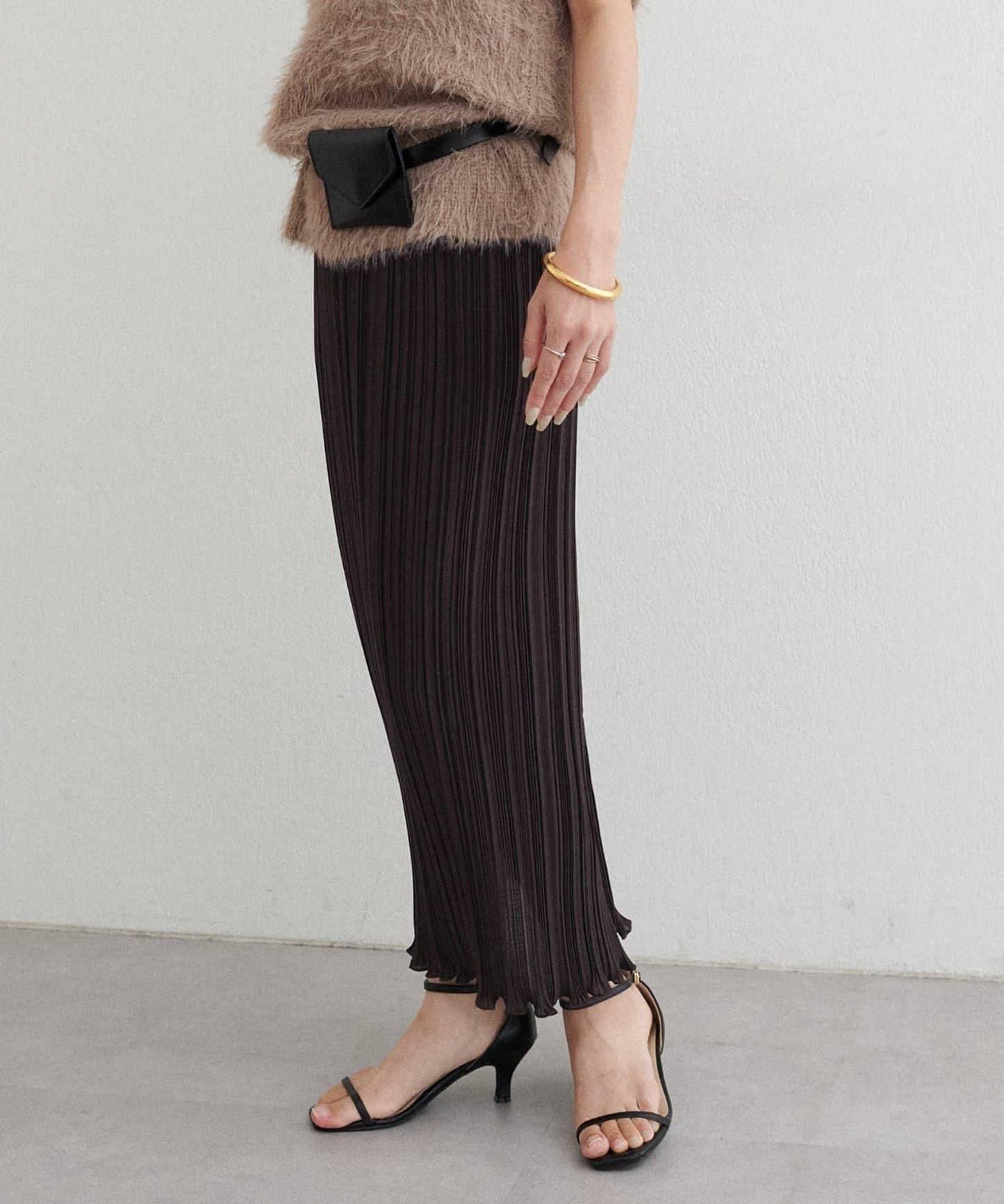 【LARUTA】百褶修身半身裙