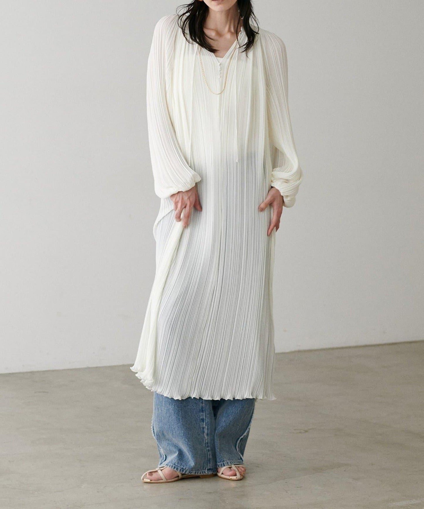 【LARUTA】百褶直筒連衣裙