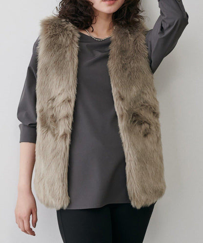 【LARUTA】寬幅PU混紡帶袖口套頭衫