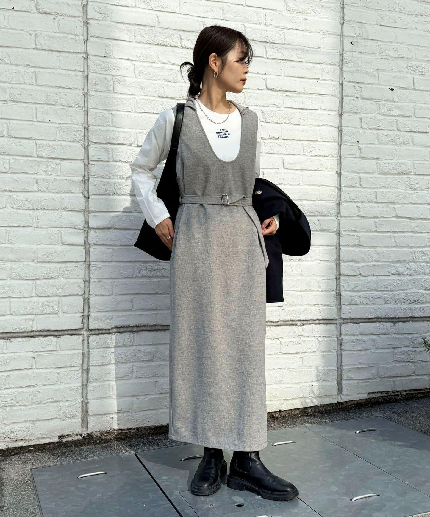 單點刺繡標誌長袖T恤