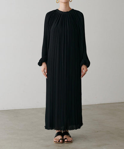 【LARUTA】百褶直筒連衣裙