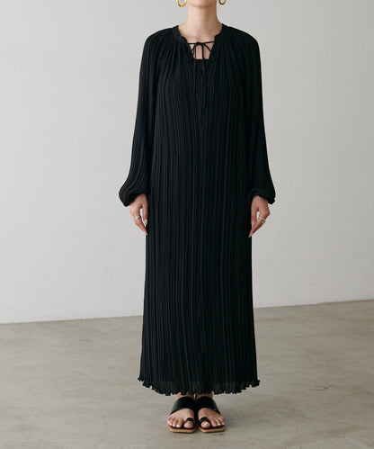 【LARUTA】百褶直筒連衣裙