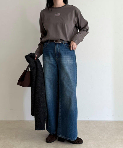 單點刺繡標誌長袖T恤