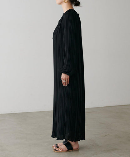 【LARUTA】百褶直筒連衣裙