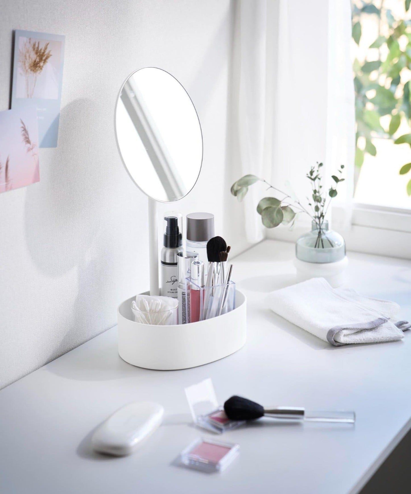 【tower タワー】可調節高度和角度帶收納功能的立式鏡