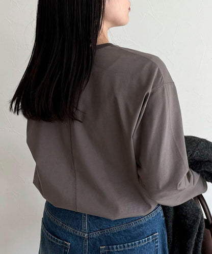 單點刺繡標誌長袖T恤