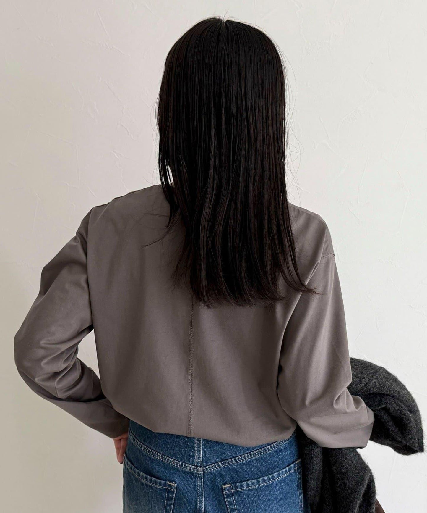 單點刺繡標誌長袖T恤