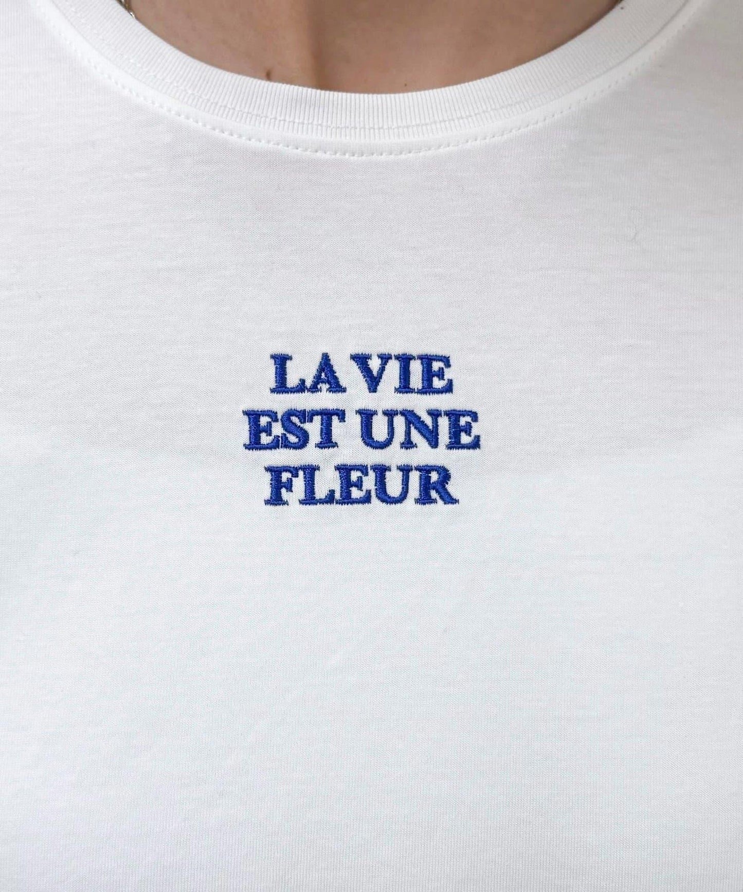 單點刺繡標誌長袖T恤