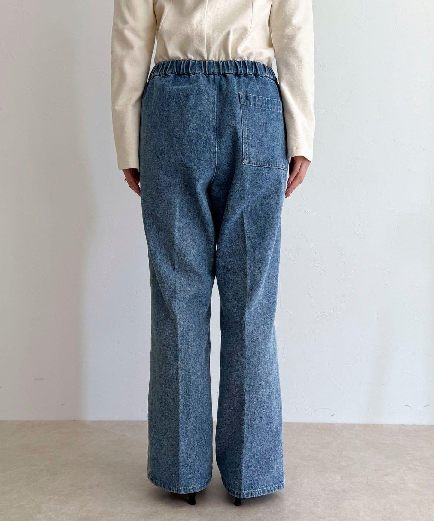 喇叭牛仔休閒褲