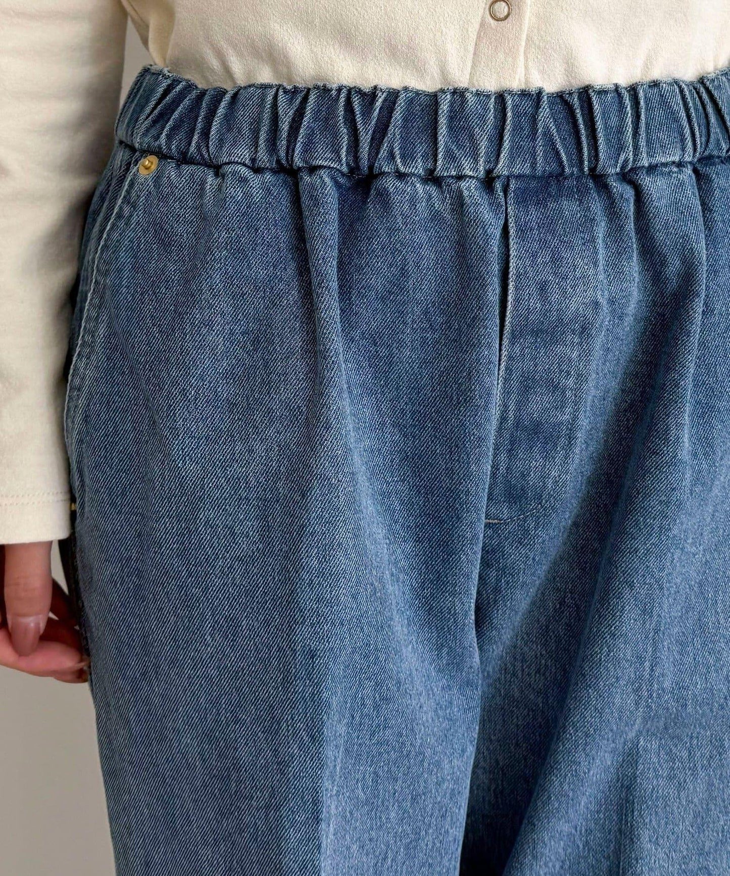 喇叭牛仔休閒褲