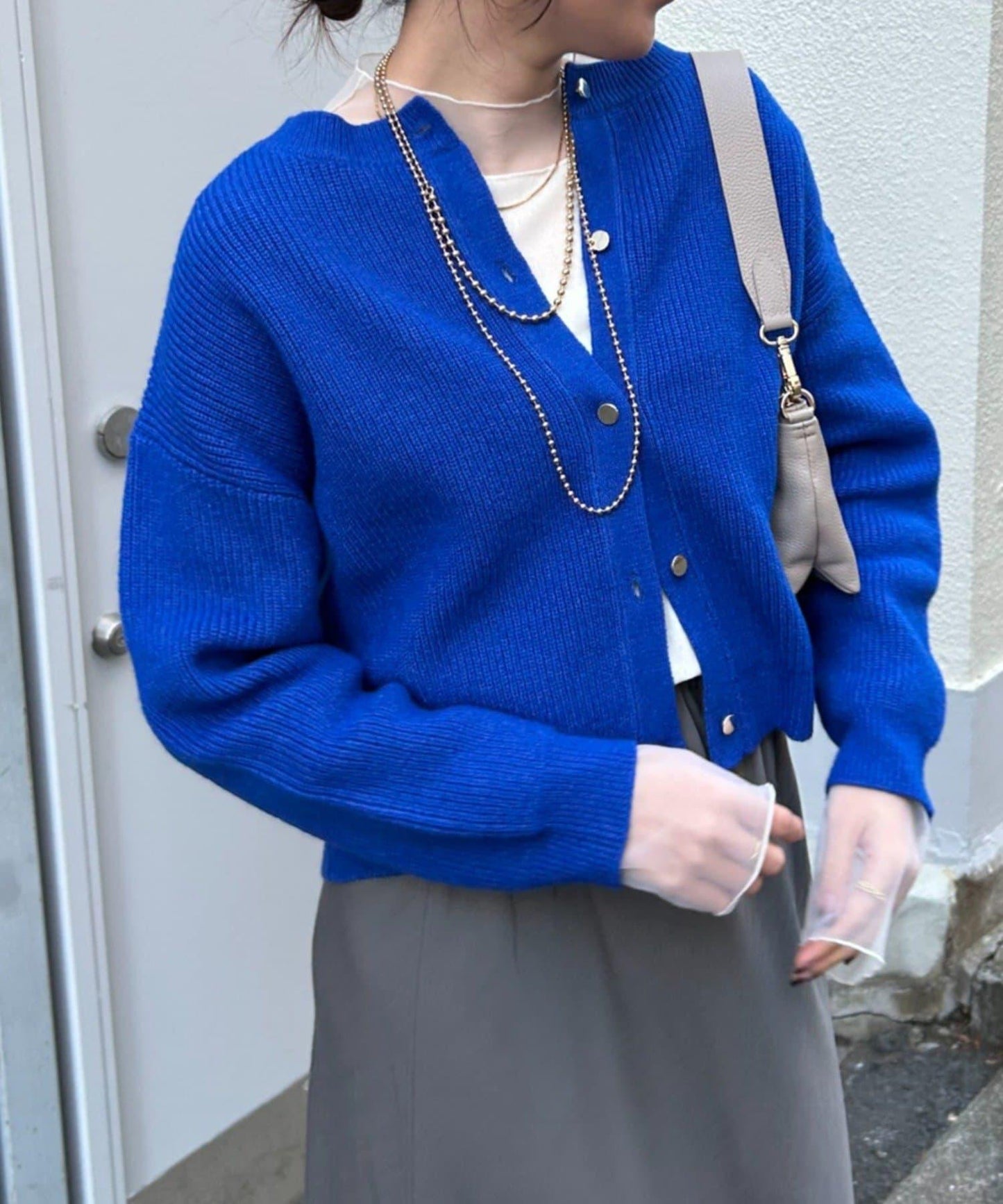 單排金色紐扣開衫