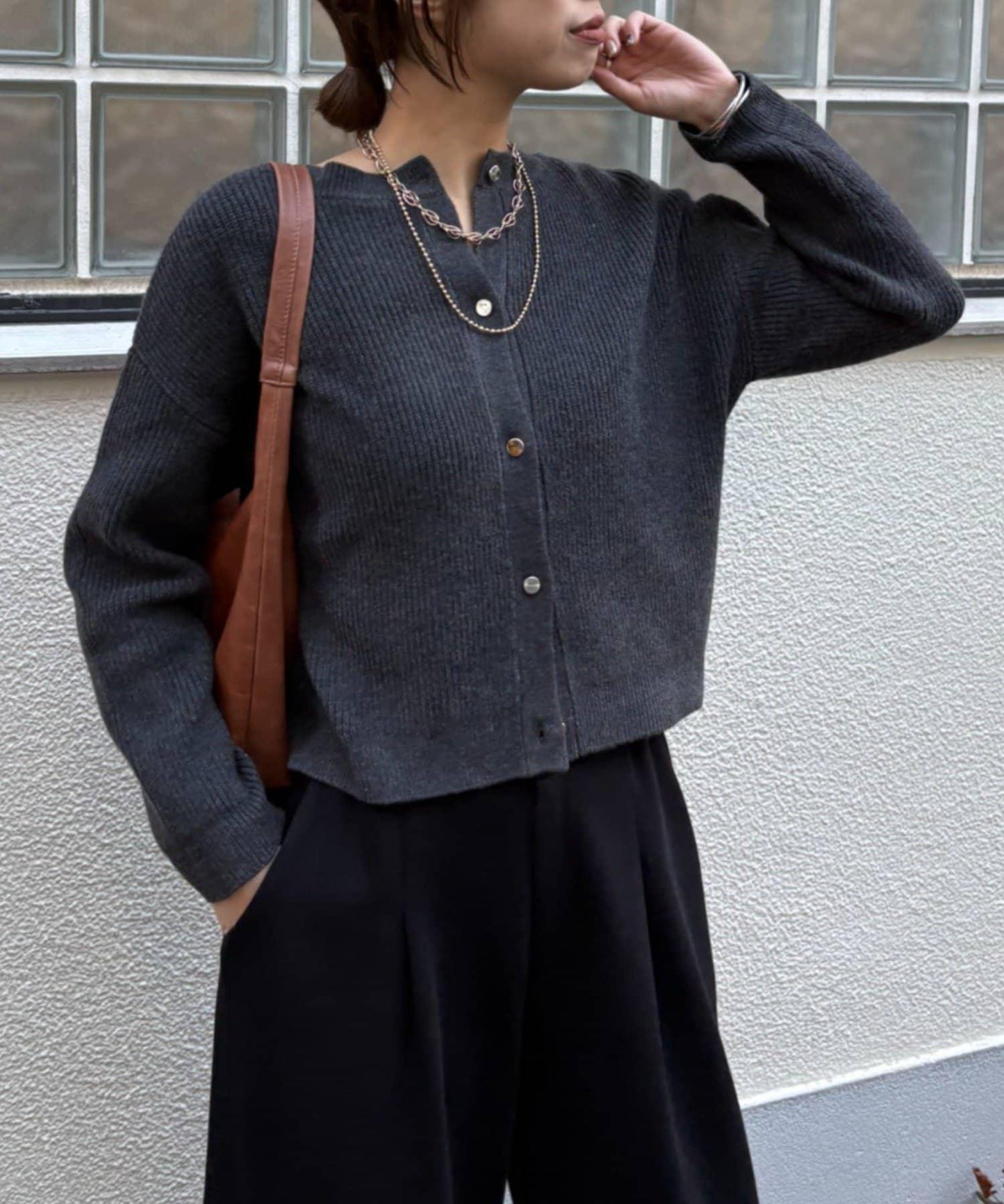 單排金色紐扣開衫