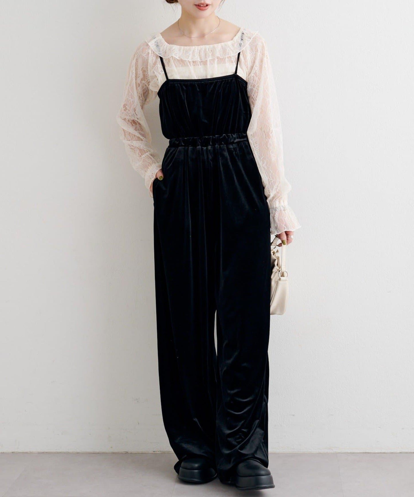 B 蕾絲上衣套裝天鵝絨連體褲