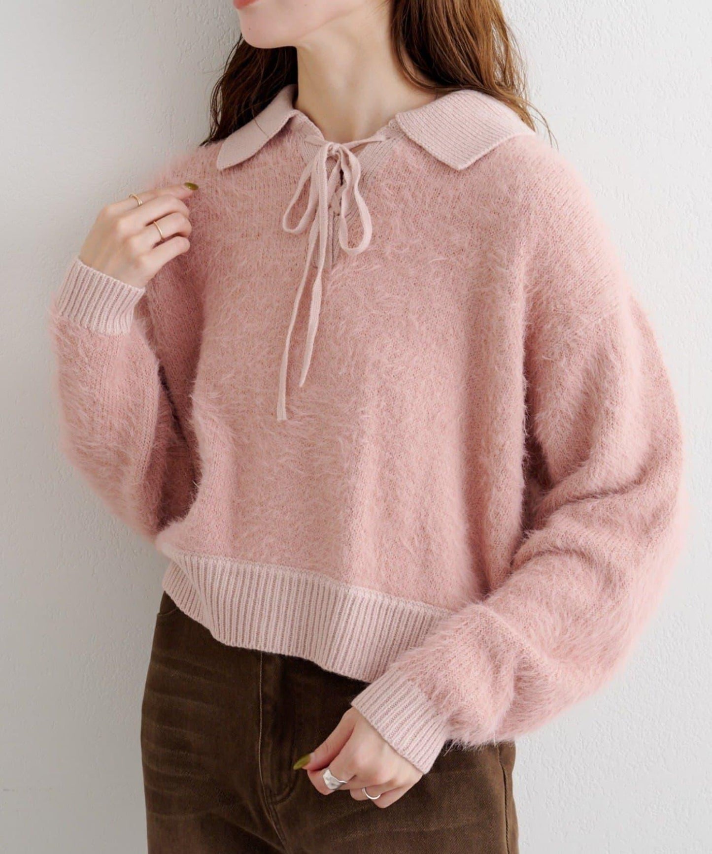 蕾絲繫帶翻領長毛針織衫