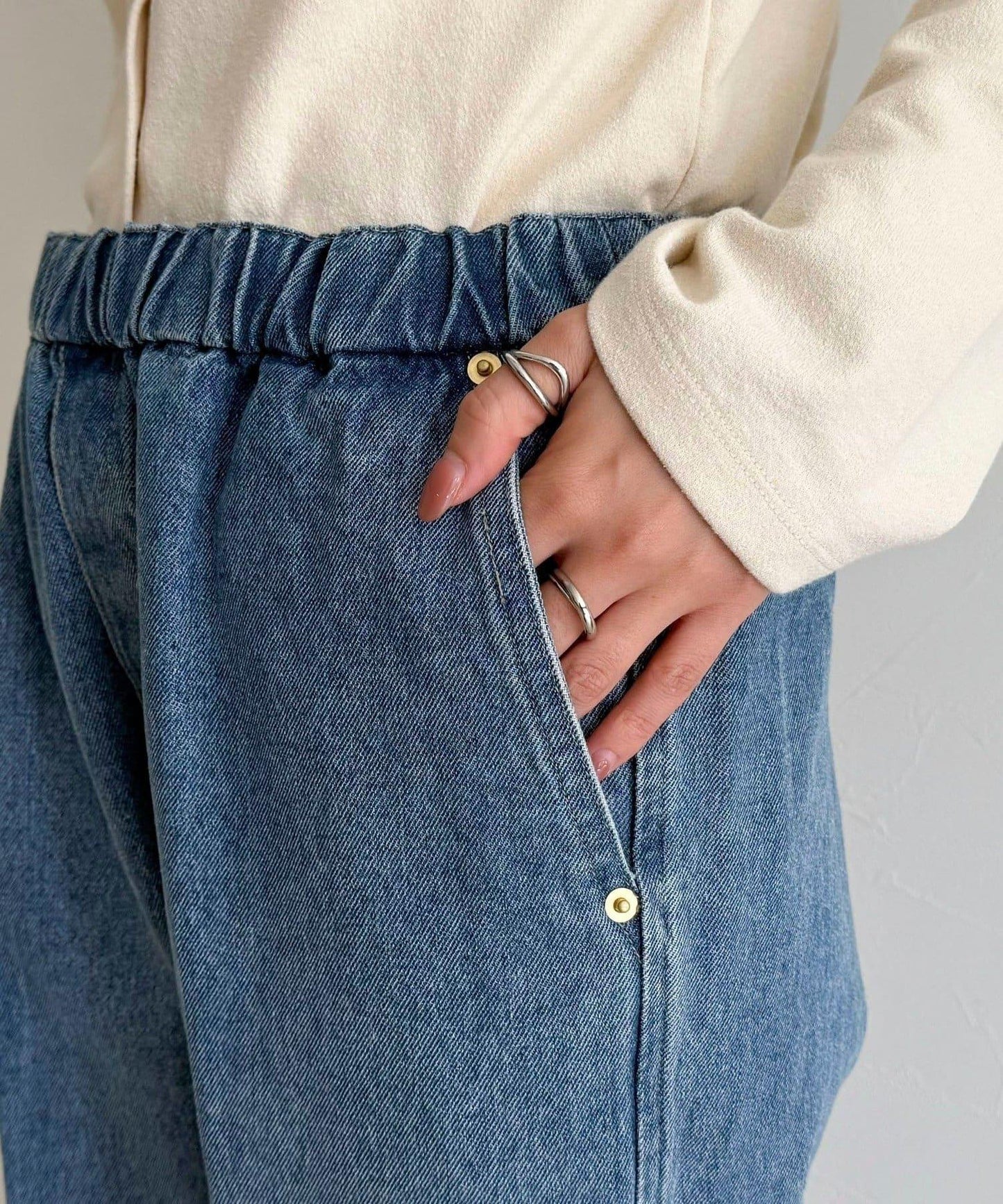 喇叭牛仔休閒褲