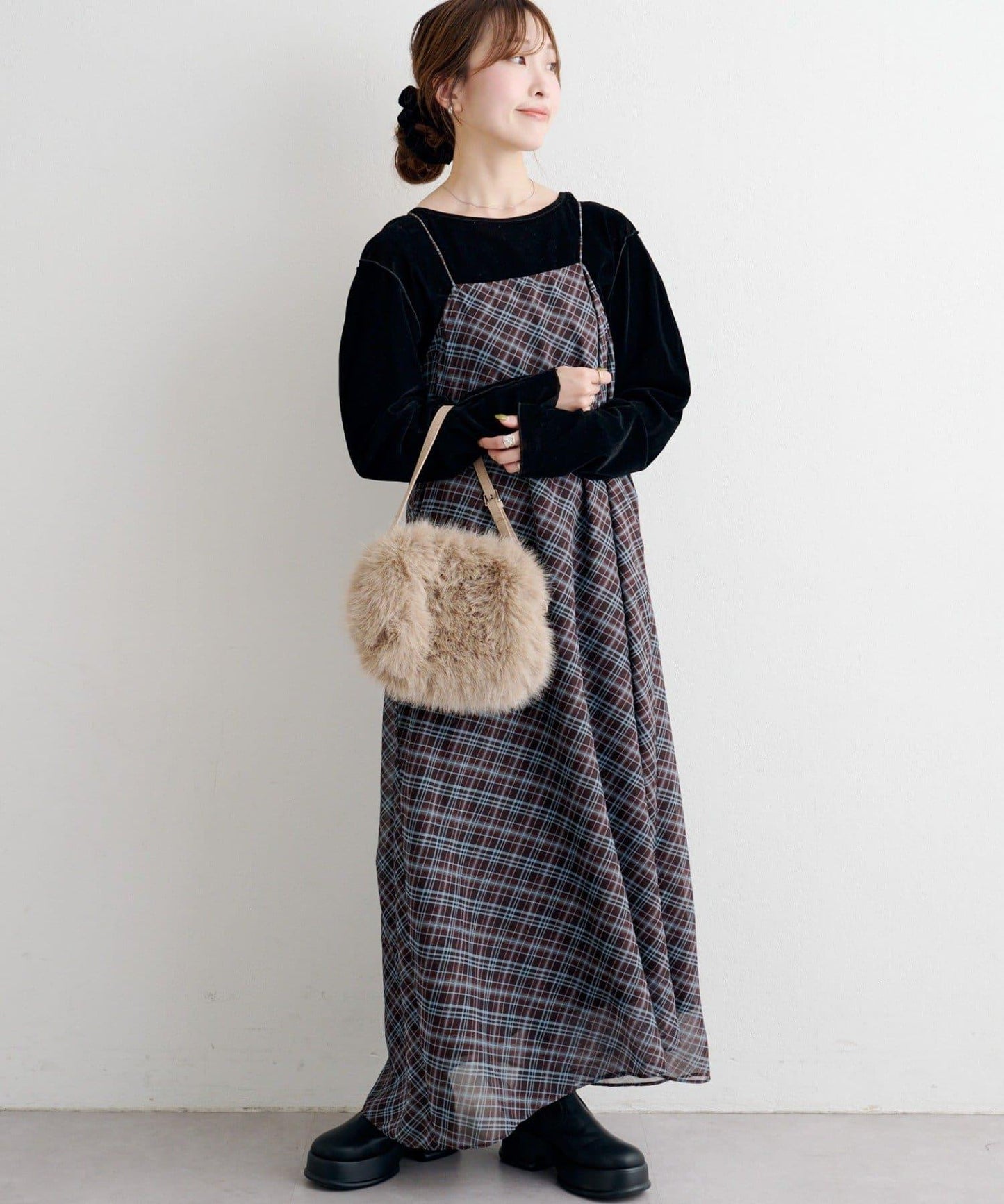 B 透視格紋連衣裙