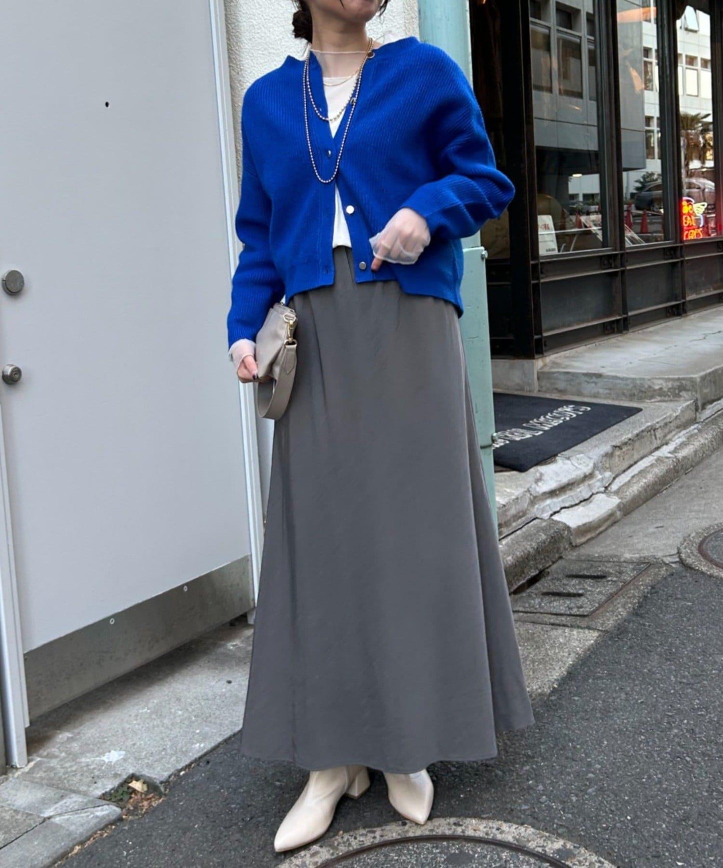 單排金色紐扣開衫