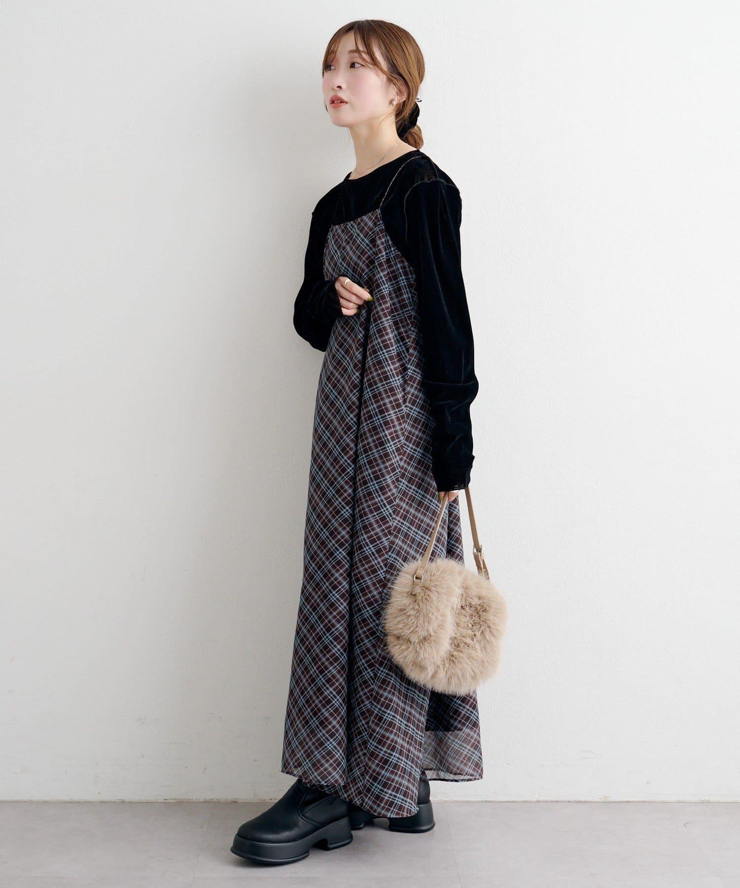 B 透視格紋連衣裙