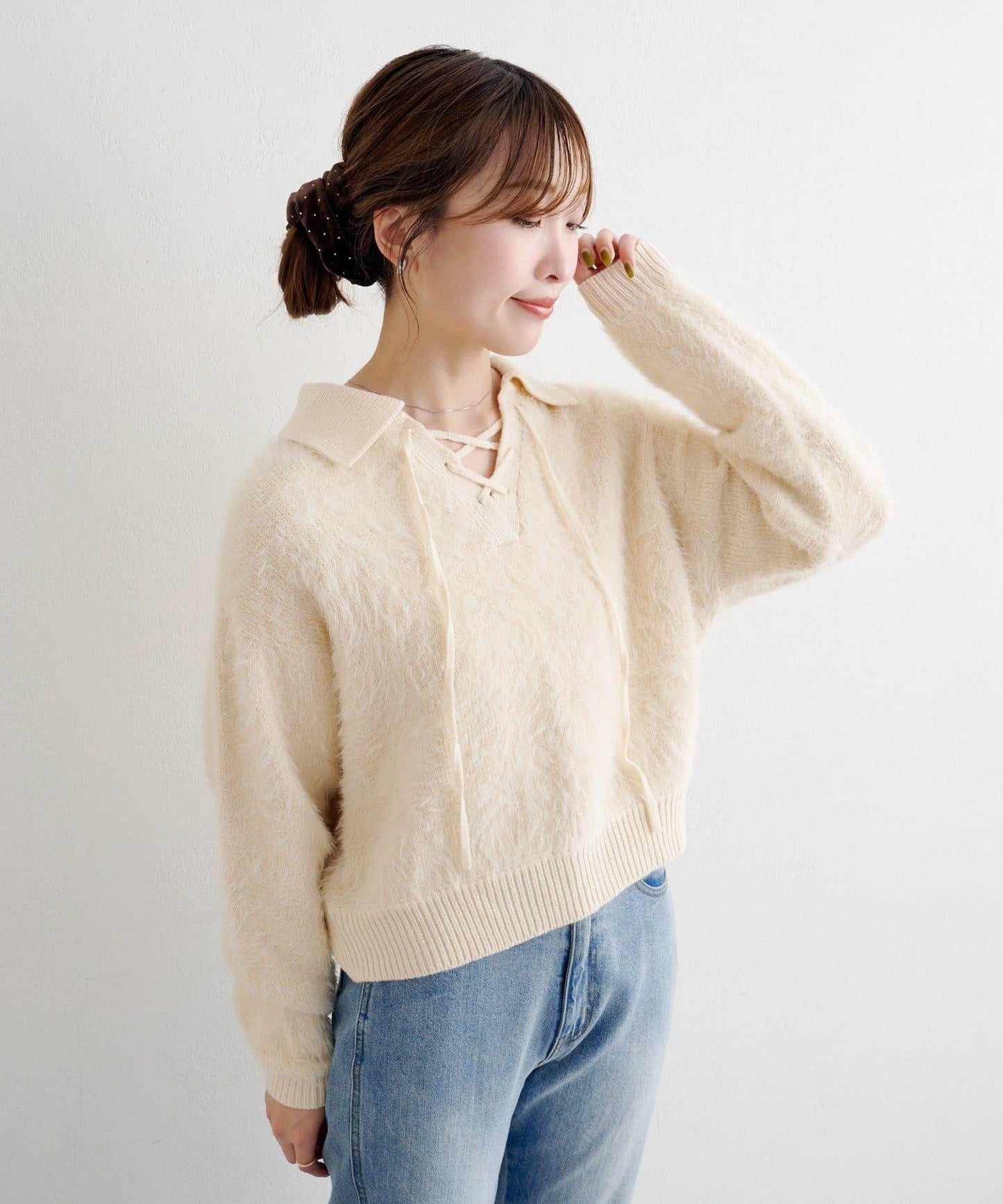 蕾絲繫帶翻領長毛針織衫