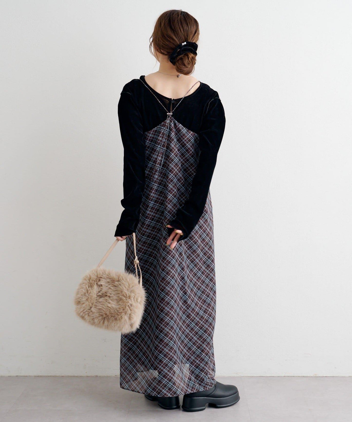 B 透視格紋連衣裙