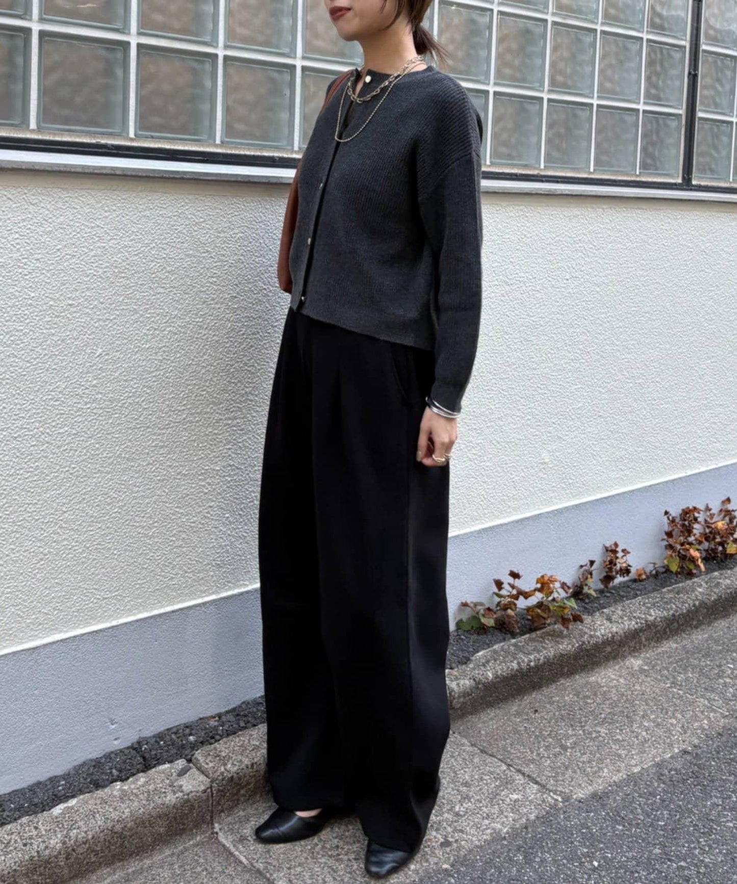 單排金色紐扣開衫