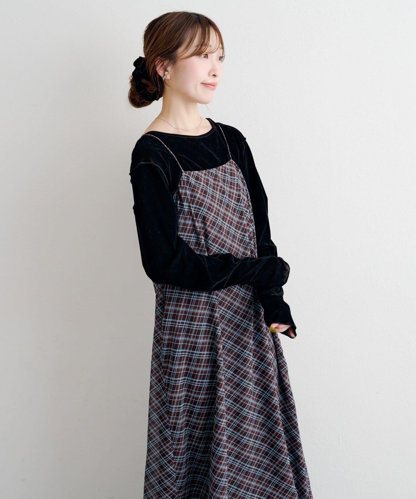 B 透視格紋連衣裙