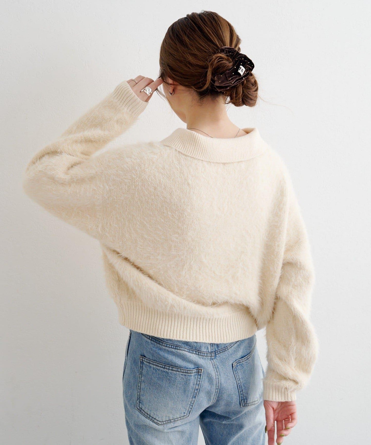 蕾絲繫帶翻領長毛針織衫