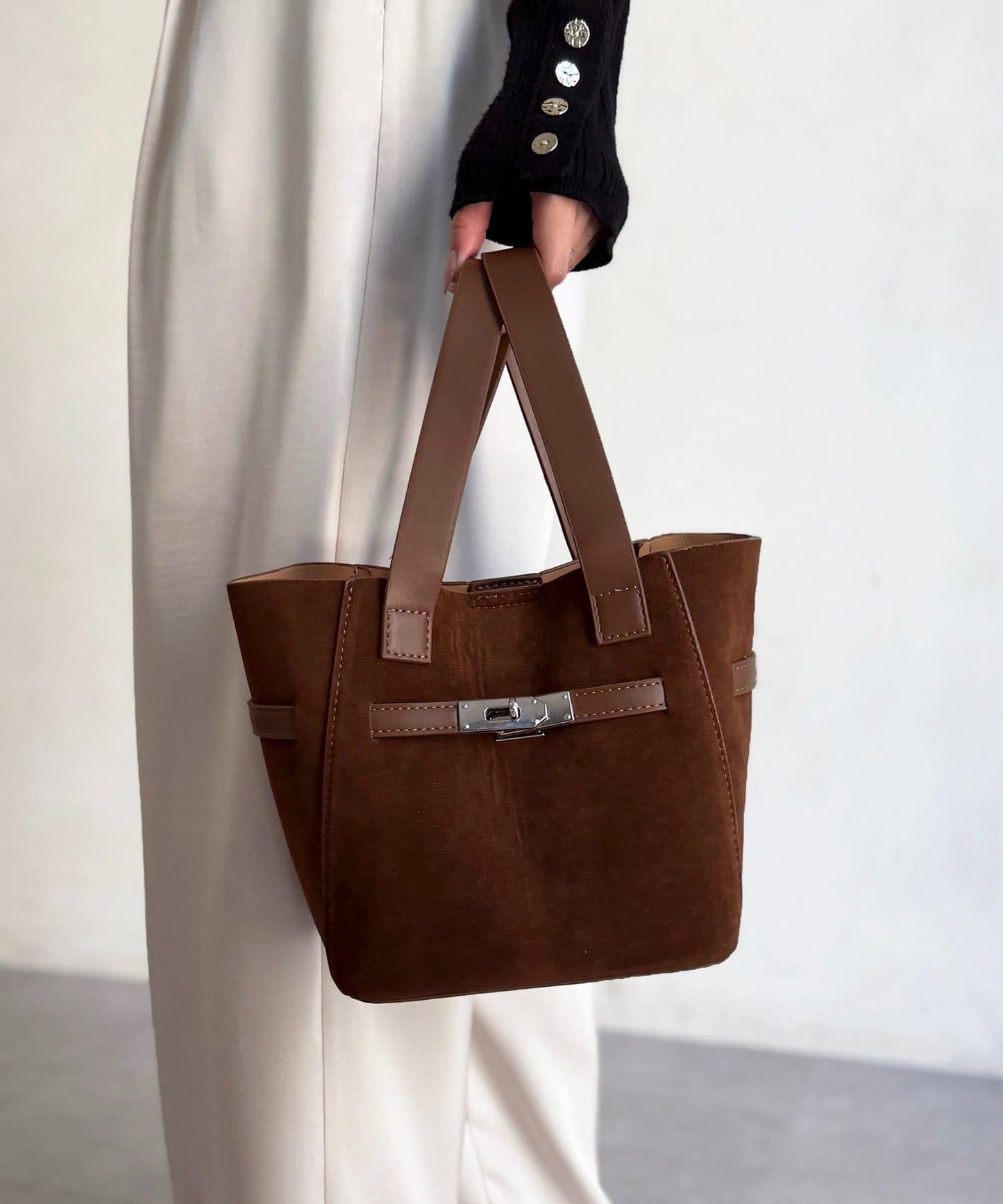 附化妝包金屬扣水桶托特包