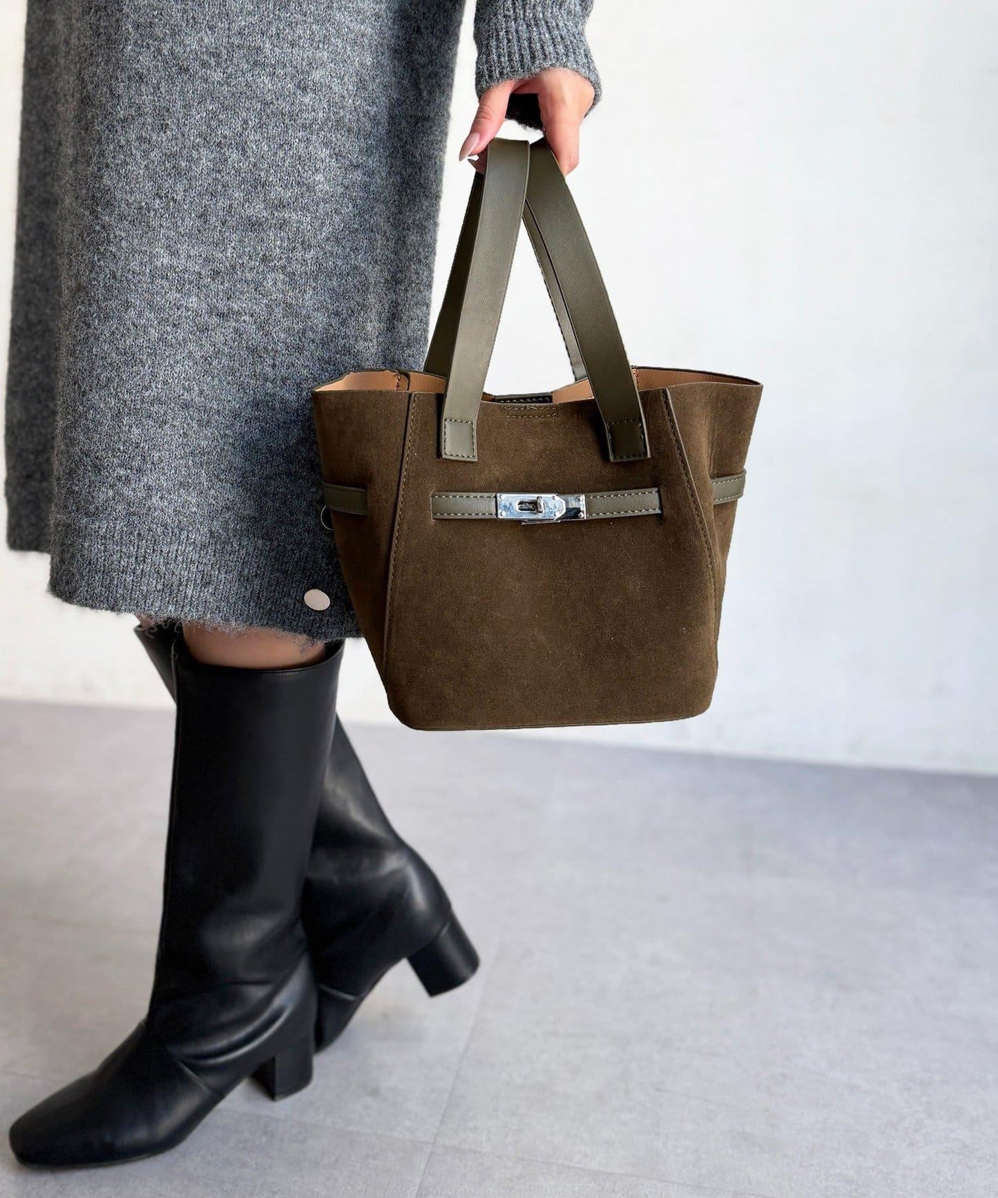 附化妝包金屬扣水桶托特包