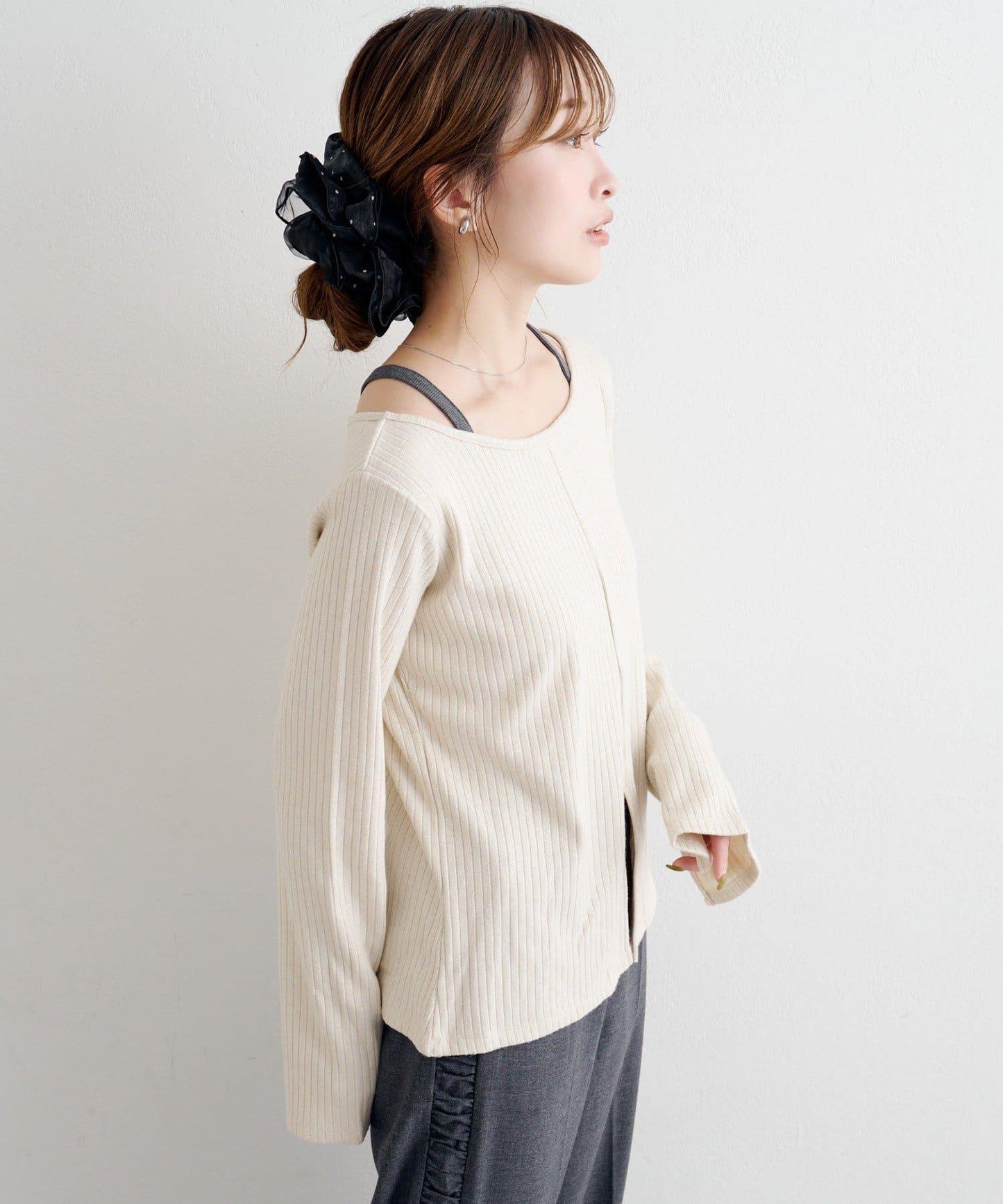 B 金銀絲羅紋開叉上衣